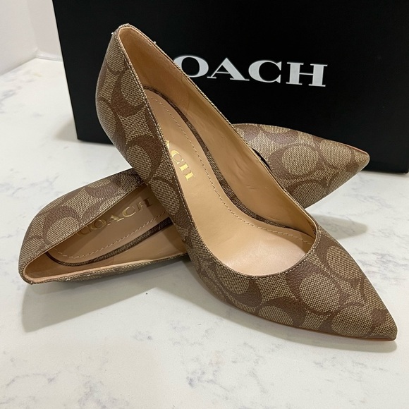 Coach Brown Women's Pumps - Picture 1 of 16
